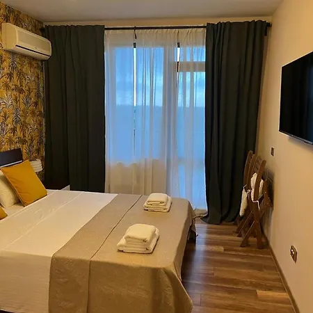 Lighthouse Golf & Апартамент
