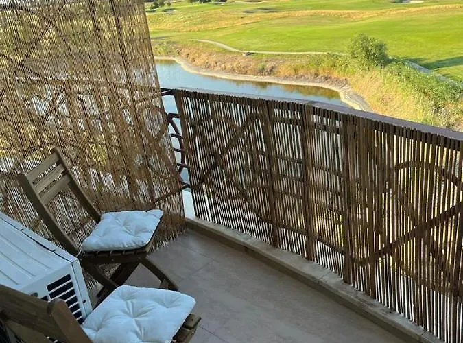 Lighthouse Golf & Apartamento